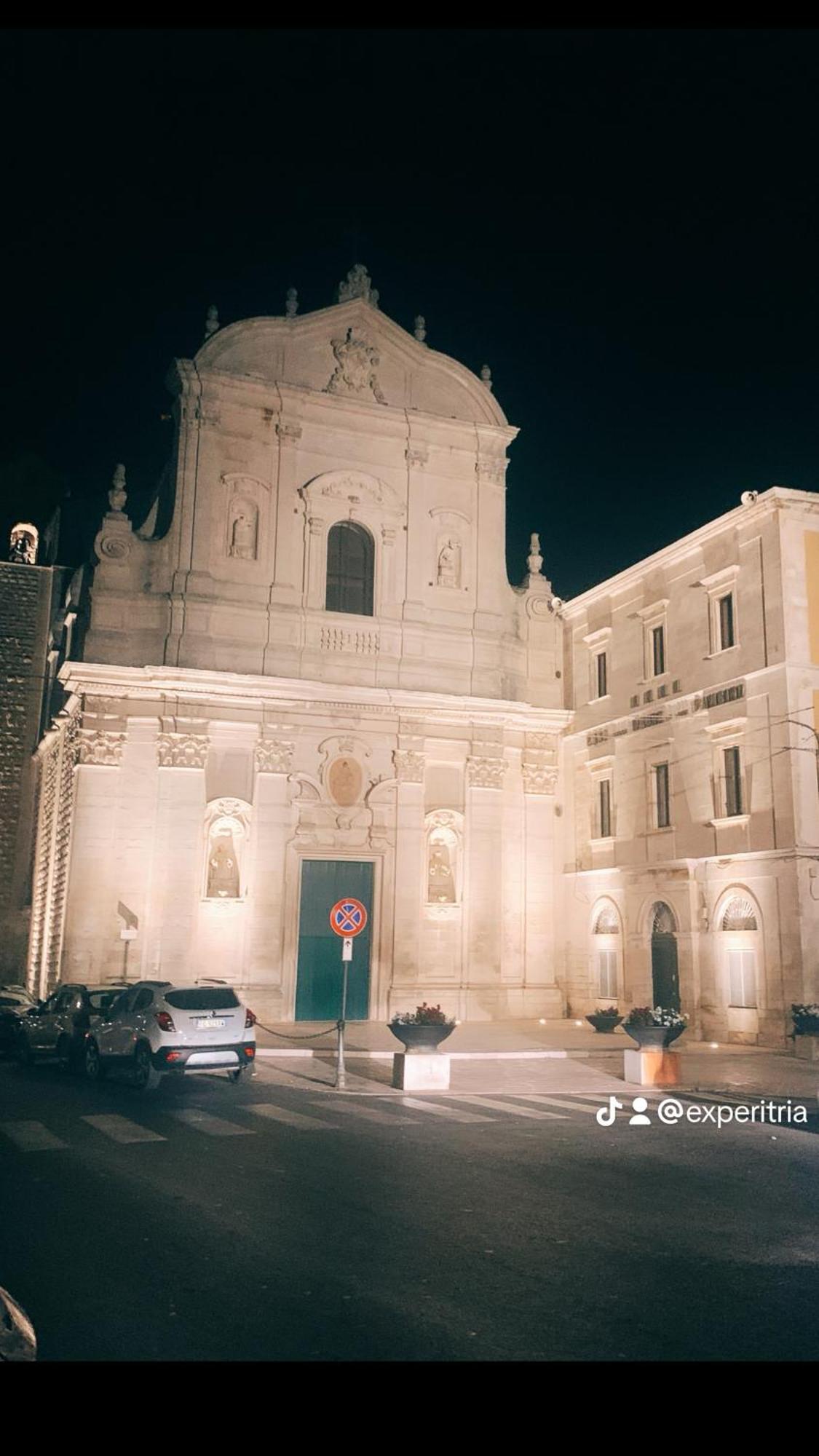 La Piazzetta Villa Martina Franca Bagian luar foto